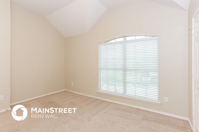 Building Photo - 513 Mulberry Ln