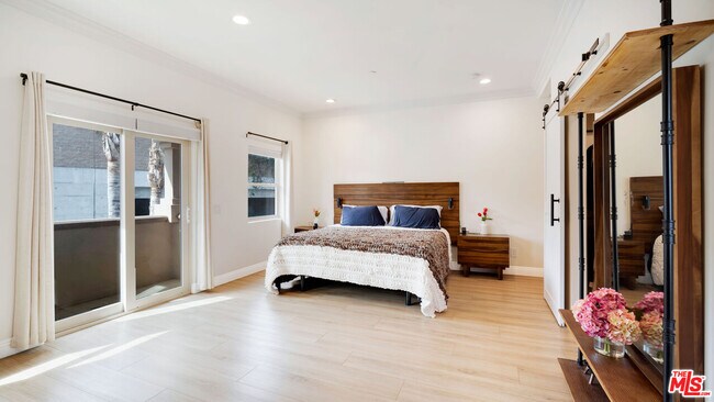 Building Photo - 5136 Berryman Ave