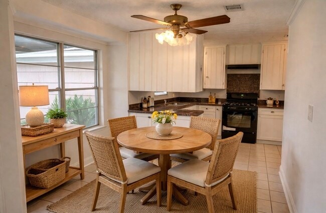 Building Photo - 2814 Conway St