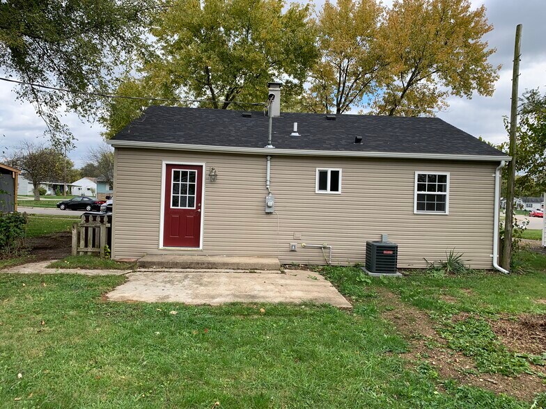 Building Photo - 709 Flintridge Dr