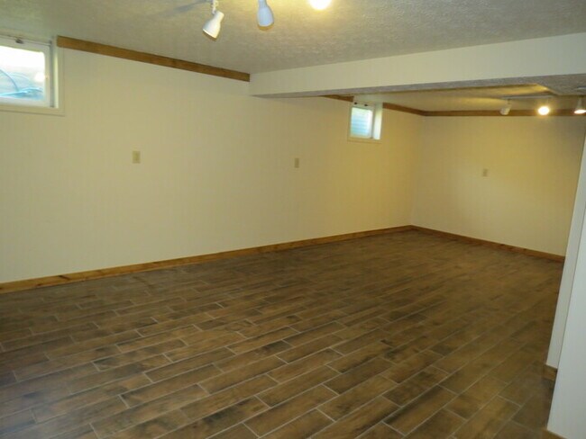 Building Photo - 5451 Bentonhurst Ct
