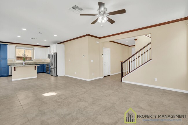 Building Photo - Stunning 3-Bedroom Home in a Gated Community