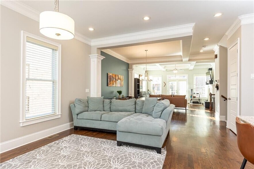 Building Photo - 3130 Chestnut Woods Dr