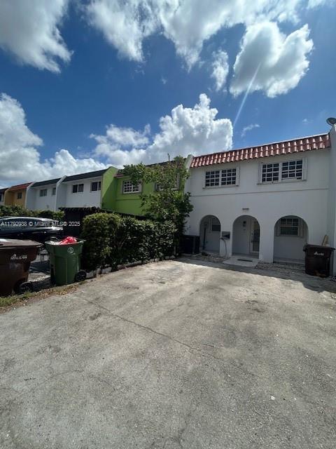 Primary Photo - 7225 W 3rd Ave