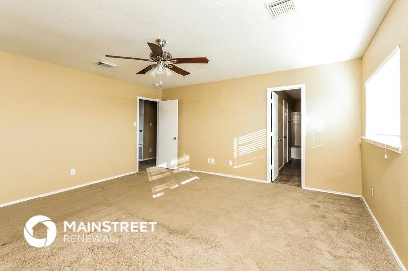 Building Photo - 428 Centroloma St