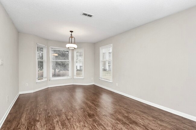 Building Photo - 7360 Rose Terrace Ct