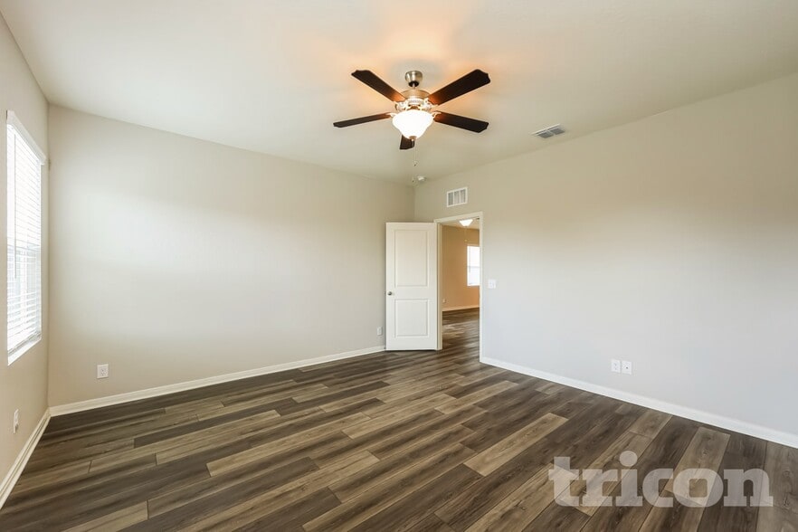 Building Photo - 7426 Boa Holw