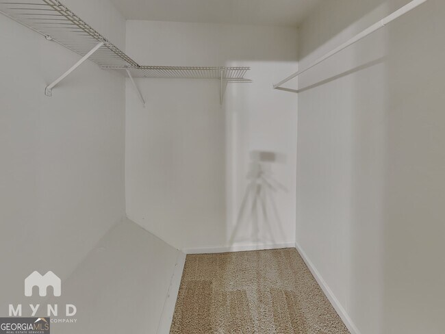 Building Photo - 1963 Whitehall Forest Ct SE