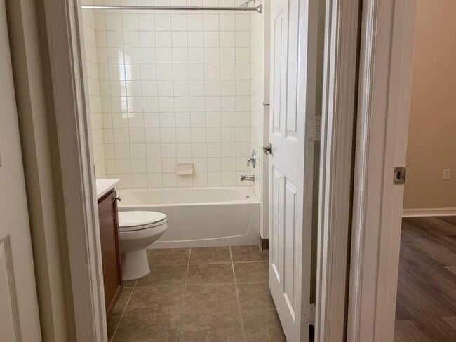 Building Photo - 298 Lake Monterey Cir