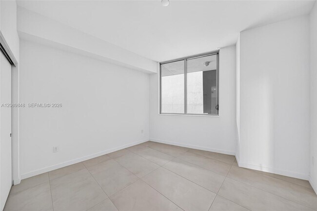 Building Photo - 1400 Biscayne Blvd
