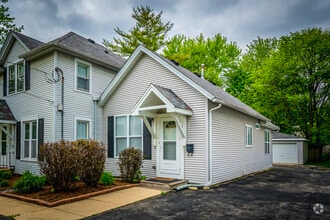 Building Photo - 611 E Wilson St