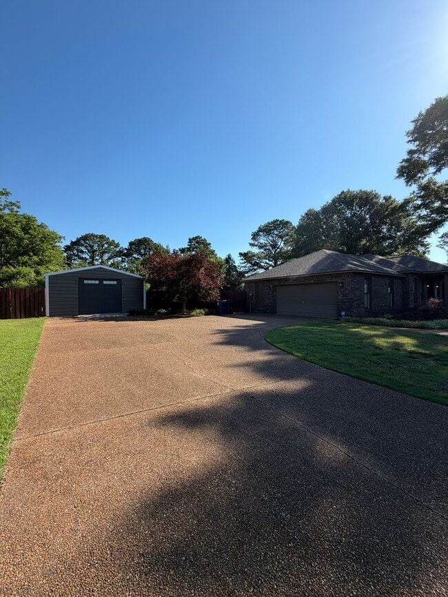 Building Photo - 125 Camp Ground Rd