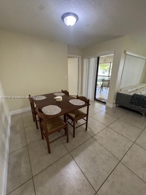 Building Photo - 3817 Cocoplum Cir