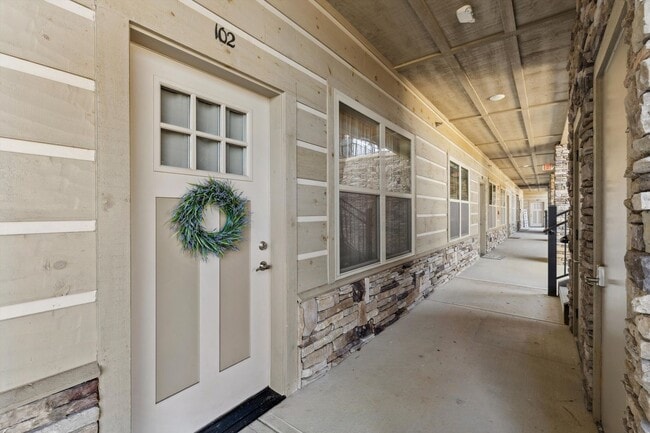 Building Photo - 235 Bishop Cap Cir