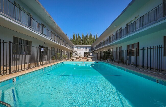 Interior Photo - Saticoy