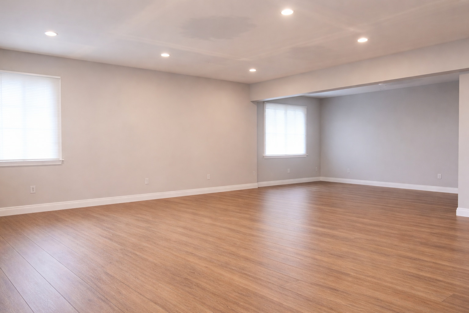 Building Photo - 8719 Yorktown Ave