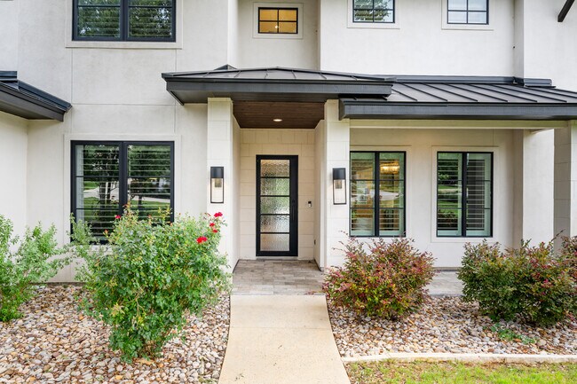 Building Photo - 111 Wellesley Landing