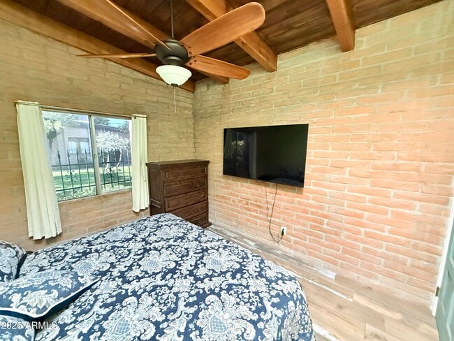 Building Photo - 3032 N 32nd St