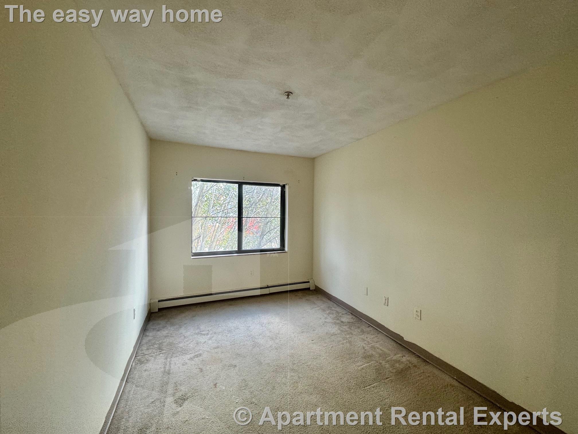 Building Photo - 373 Highland Ave