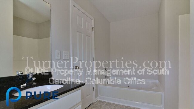 Building Photo - 1453 Rabon Farms Ln