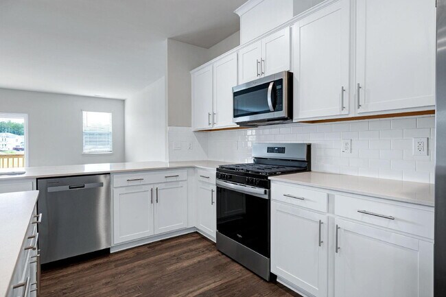 Building Photo - 2229 Horton Pk Dr
