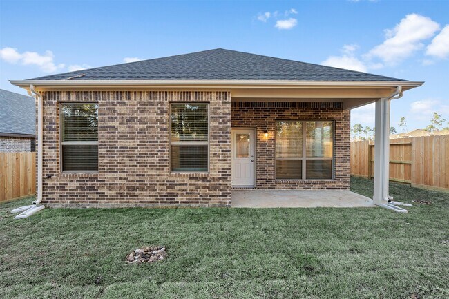 Building Photo - 119 Lukewood Cir
