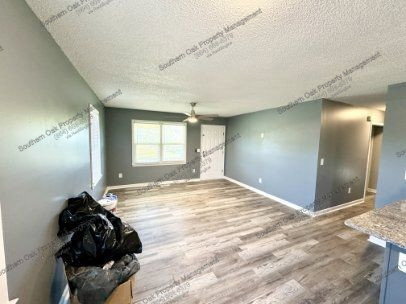 Building Photo - 101 Ashley Dr
