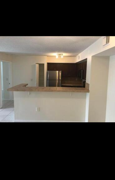 Building Photo - 1707 Village Blvd