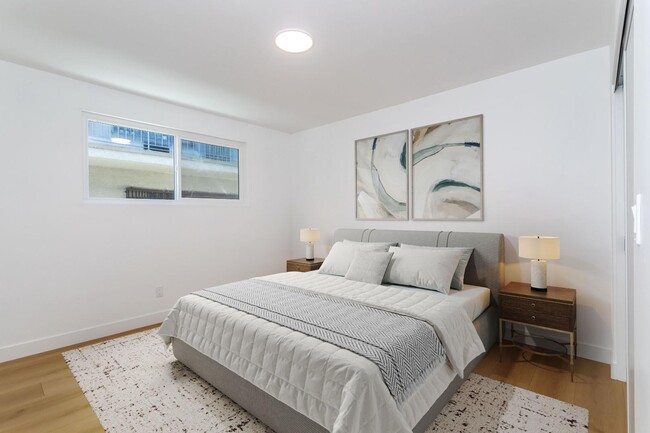 Building Photo - 713 New Depot St