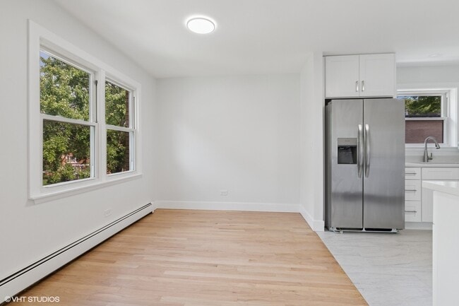 Building Photo - 512 Ida Ct Unit 2