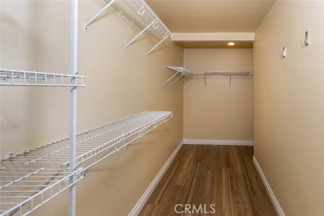 Building Photo - 5241 Colodny Dr
