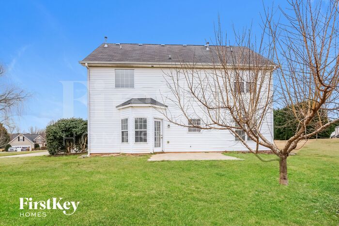 Building Photo - 6217 Turnberry Ln