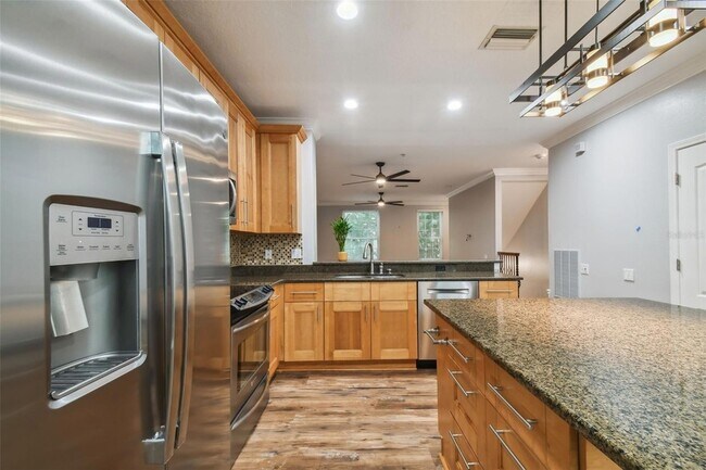 Building Photo - 3183 Bayshore Oaks Dr