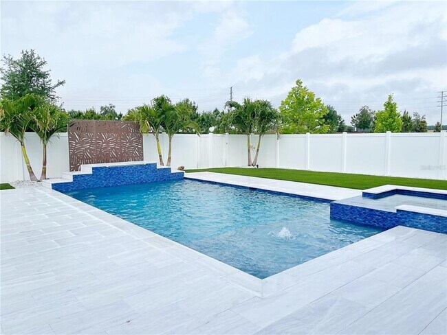 Building Photo - 6160 Hamlin Reserve Blvd