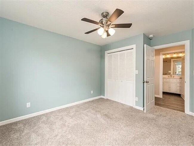 Building Photo - BEAUTEOUS HOME