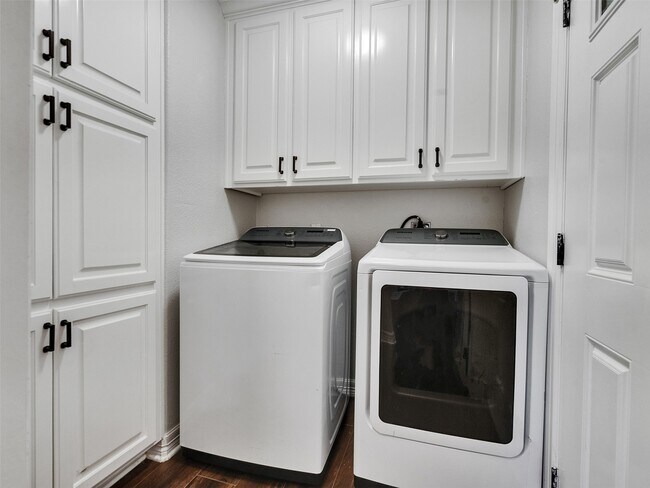 Building Photo - 114 Audubon Woods Dr