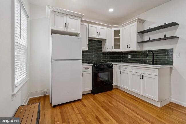 Building Photo - 12 Station Rd