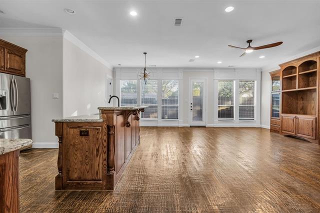 Building Photo - 7129 Stone Villa Cir