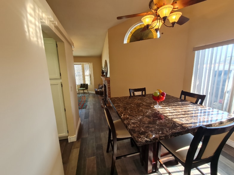 Building Photo - 7944 W Charter Oak Rd