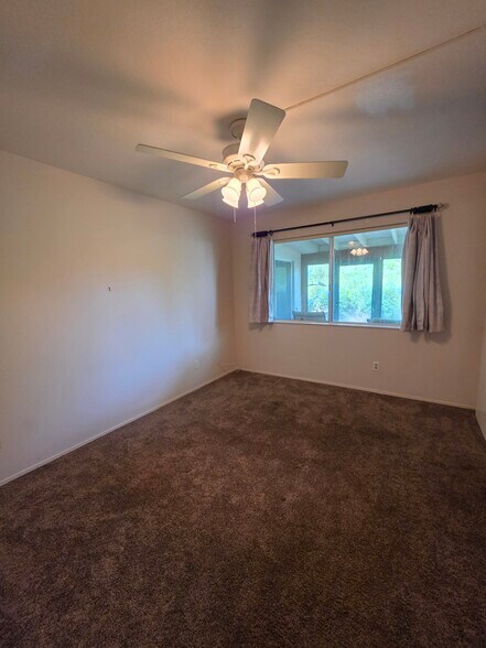 Building Photo - 16625 Roca Dr
