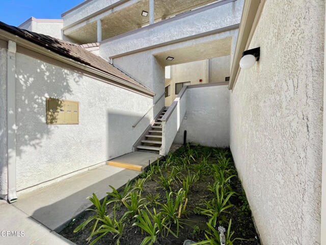 Building Photo - 726 Island View Cir