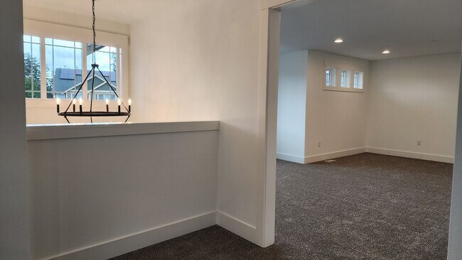 Building Photo - Beautiful Home in Bonney Lake!