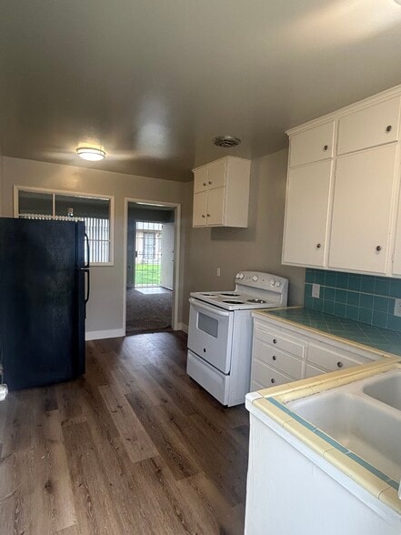 Building Photo - 1930 N 1st St