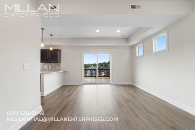 Building Photo - Spacious & Updated 3/2.5 Home Near Fort Ca...