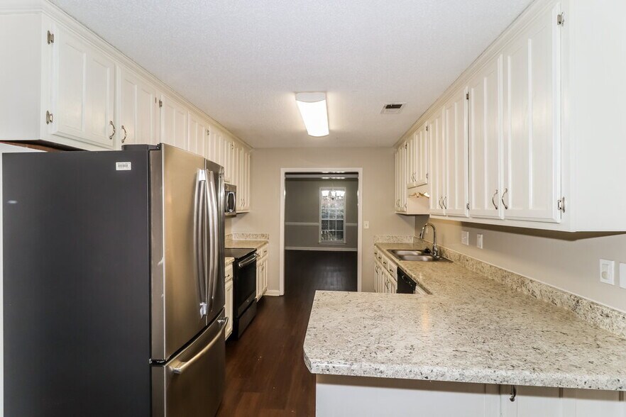 Building Photo - 6743 Hare Run Ln