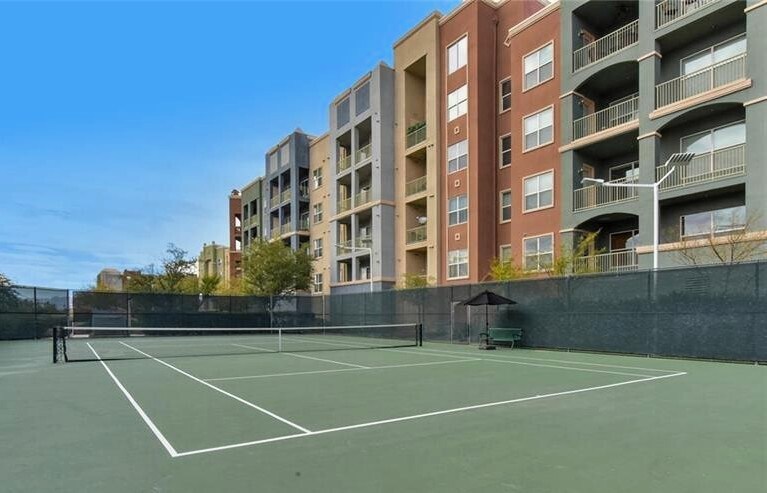 Building Photo - 26 E Serene Ave