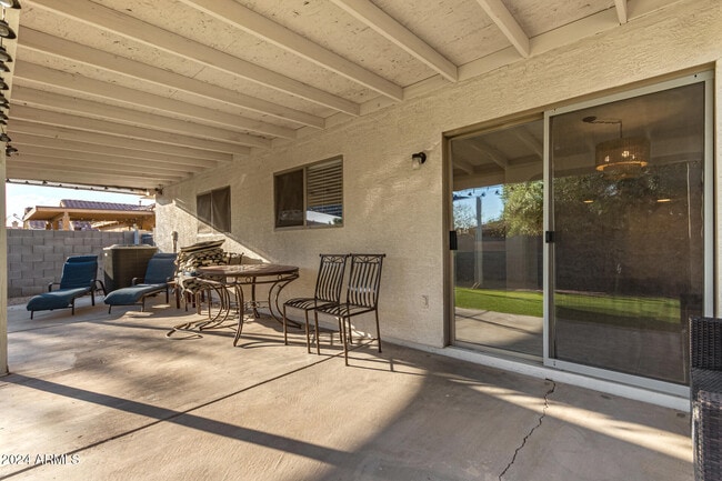 Building Photo - 10513 W Louise Dr