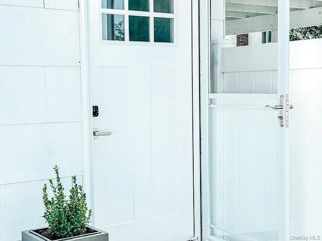 Building Photo - 11 Marshall St