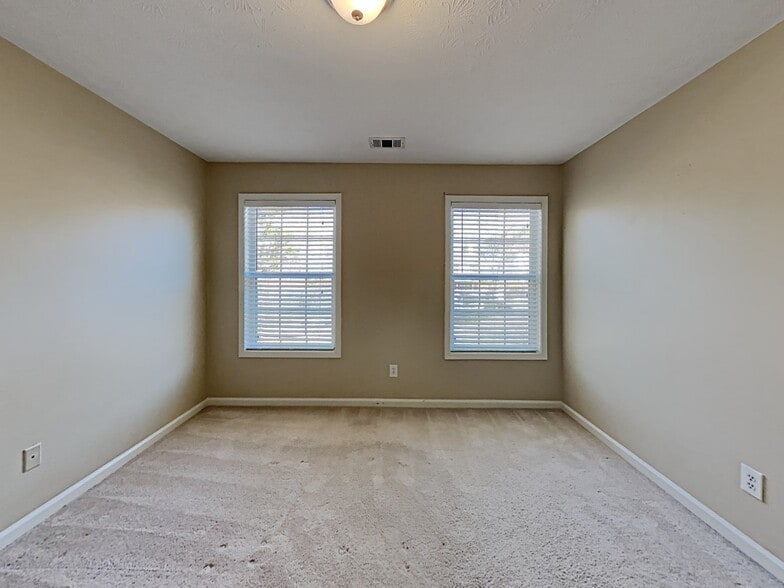 Building Photo - 1785 Summit Edge Cir