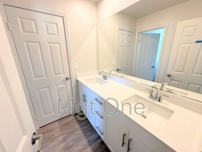 Building Photo - 26819 Colorado Dr